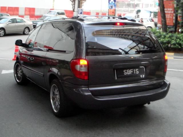 _SBF1S-ChryslerVoyager.jpg
