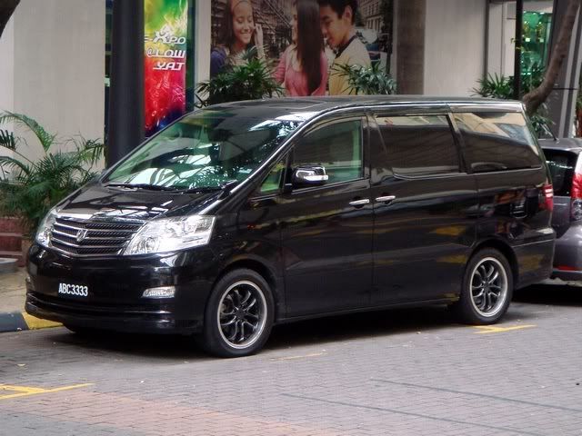 ABC3333-ToyotaAlphard-front.jpg
