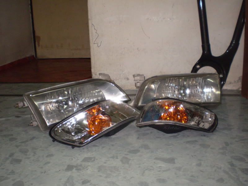 AE100Headlamp.jpg