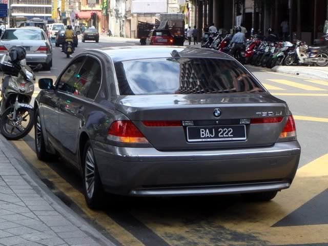 BAJ222-BMW730Li.jpg