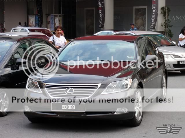 BB888-LexusLS460.jpg