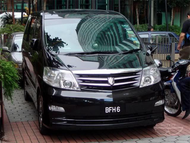 BFH6-ToyotaAlphard.jpg
