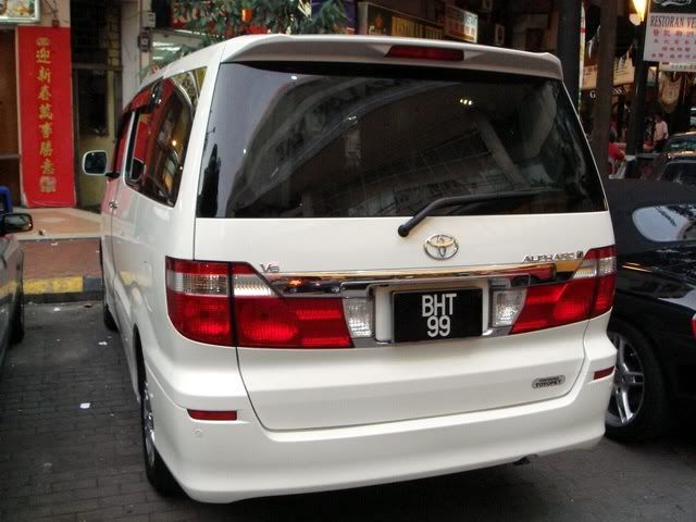 BHT99-ToyotaAlphard.jpg
