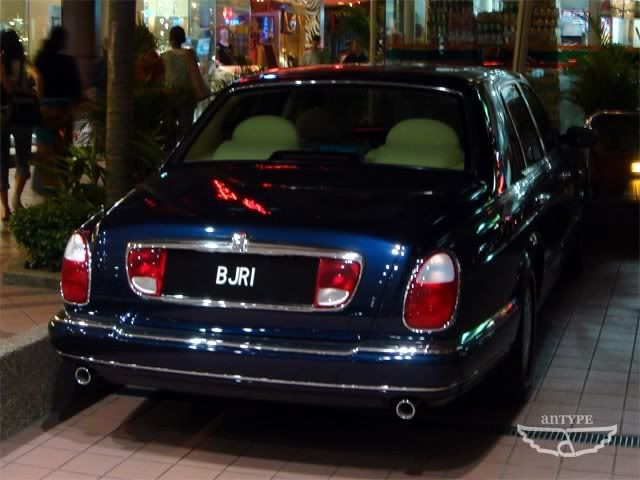 BJR1-RollsRoyceSilverSeraph.jpg