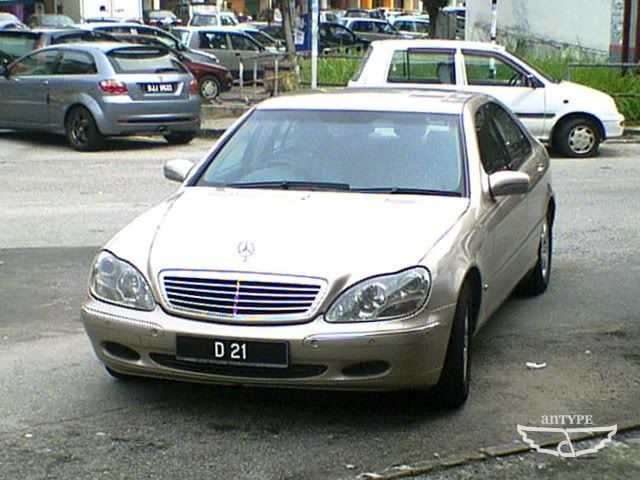 D21-MercedesS-Class.jpg