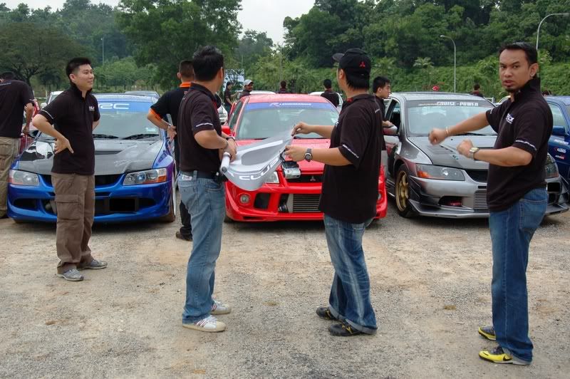 Photo Sharing and Video Hosting at Photobucket