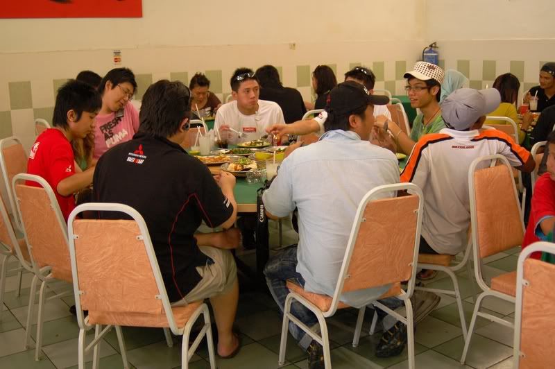 Photo Sharing and Video Hosting at Photobucket