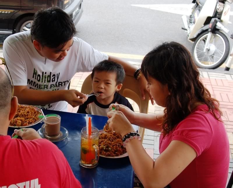 Photo Sharing and Video Hosting at Photobucket