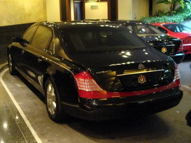 emblem-Maybach62-rear.jpg