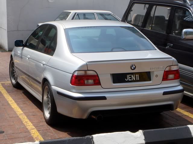 JEN11-BMW525i.jpg