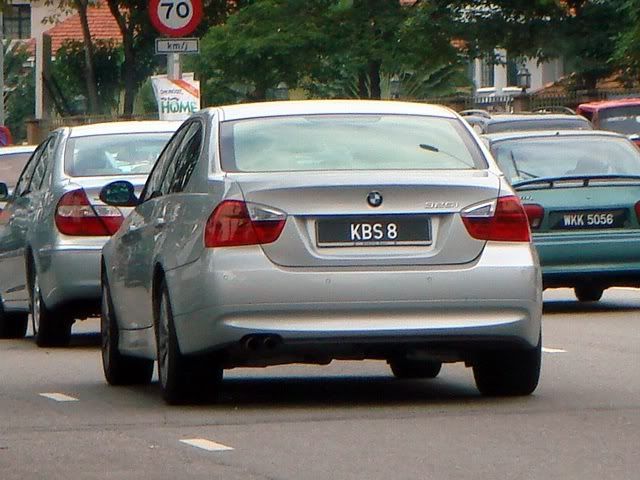 KBS8-BMW320i.jpg