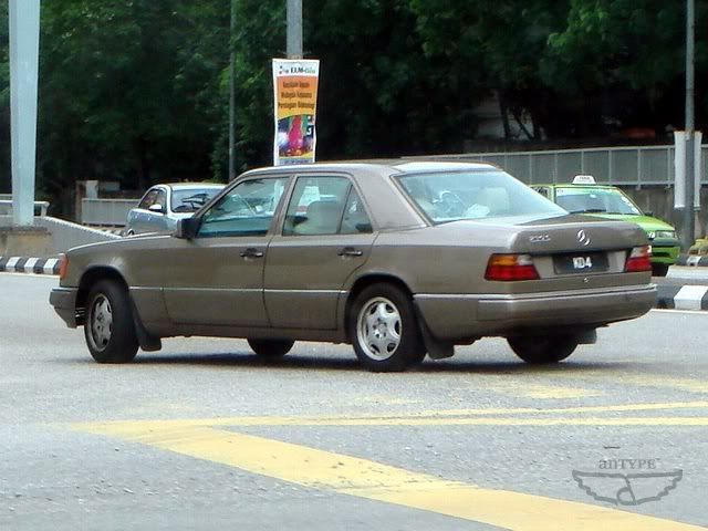 KD4-Mercedes230E.jpg