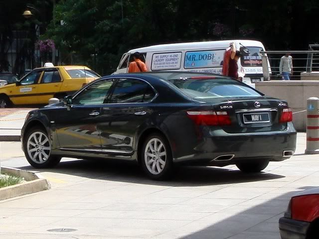 MAY1-LexusLS.jpg