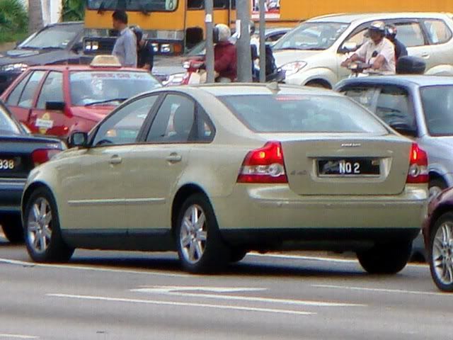 NQ2-VolvoS40.jpg