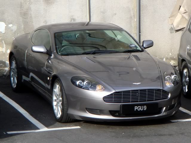 PGU9-AstonMartinDB9.jpg