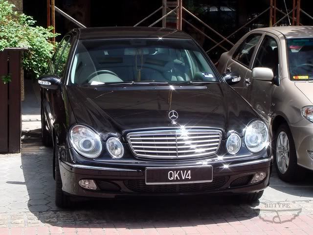 QKV4-MercedesE200.jpg
