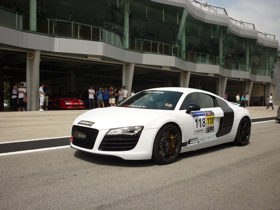 r80033_resize.jpg