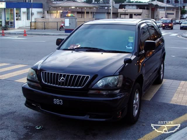 SB3-LexusRX300.jpg