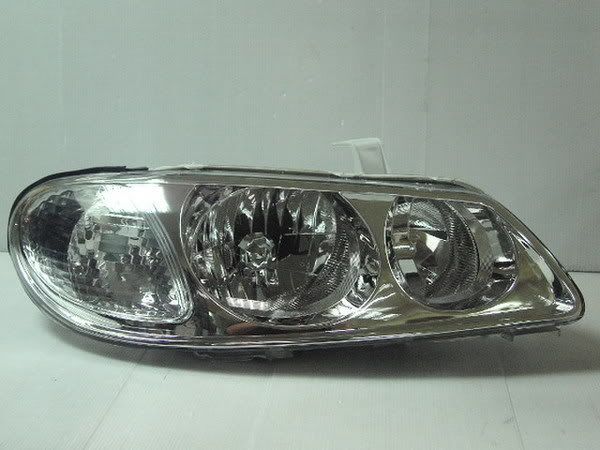 SentraN16clearheadlamp.jpg