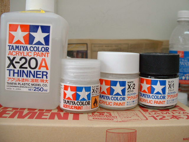 tamiya_acrylic_paint.jpg