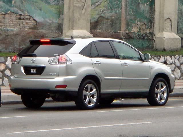 TK111-ToyotaHarrier.jpg