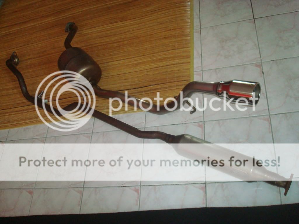 trdexhaust2.jpg