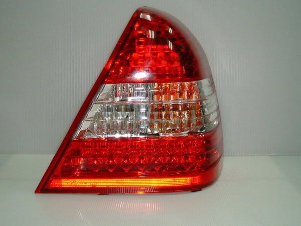 W202taillamp.jpg