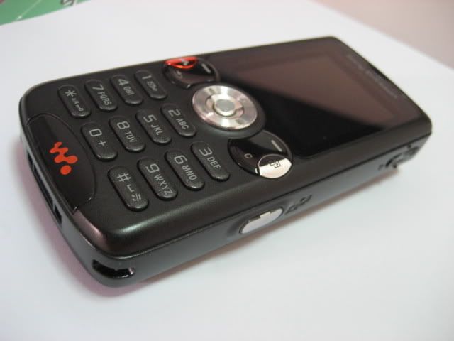 W810i_4.jpg
