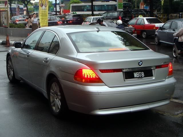 WBT8-BMW735i.jpg