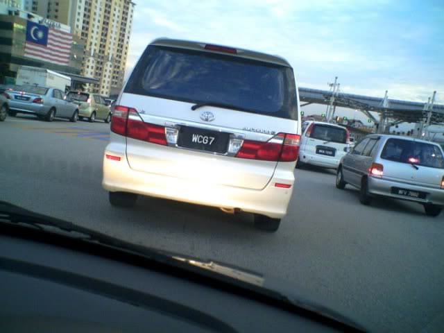 WCG7-ToyotaAlphard.jpg