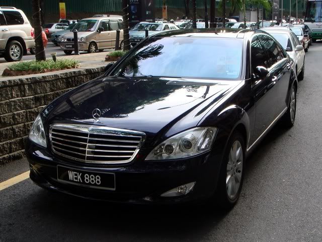 WEK888-MercedesS-Class.jpg