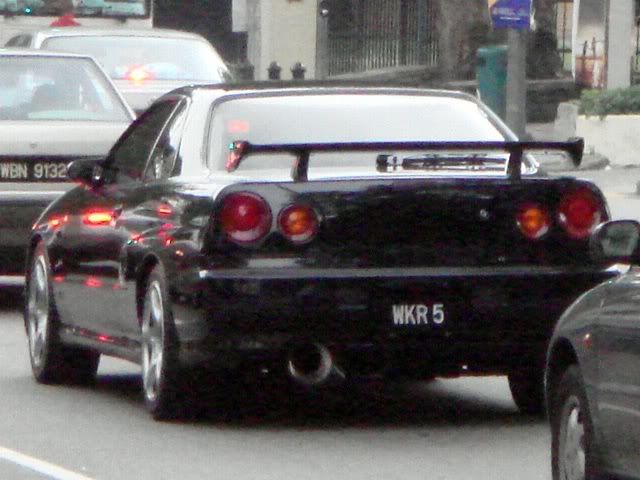 WKR5-NissanSkyline.jpg
