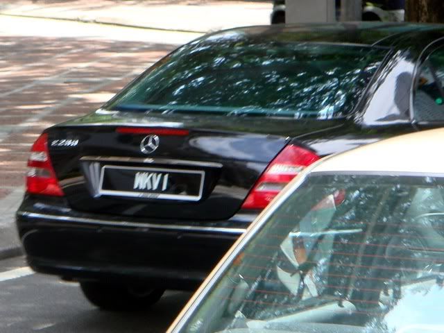 WKV1-MercedesE200.jpg