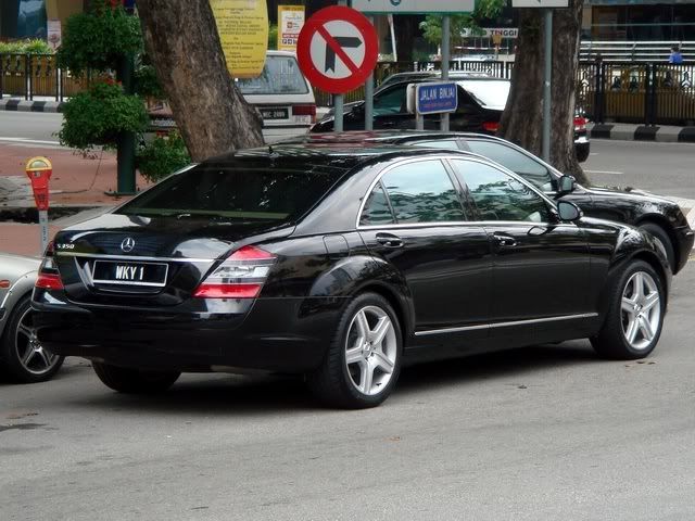 WKY1-MercedesS350.jpg