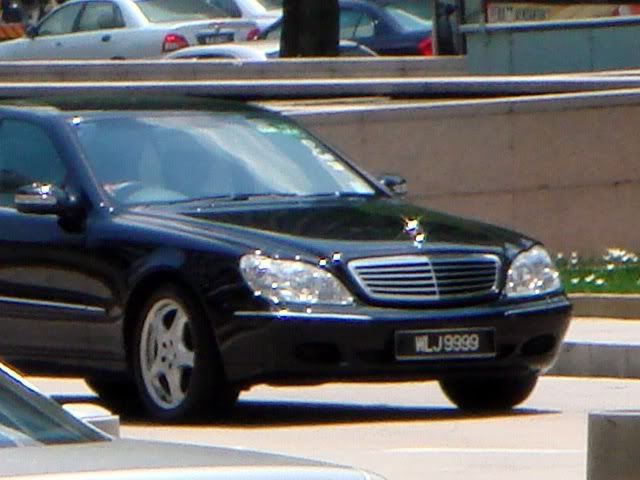 WLJ9999-MercedesS-Class.jpg